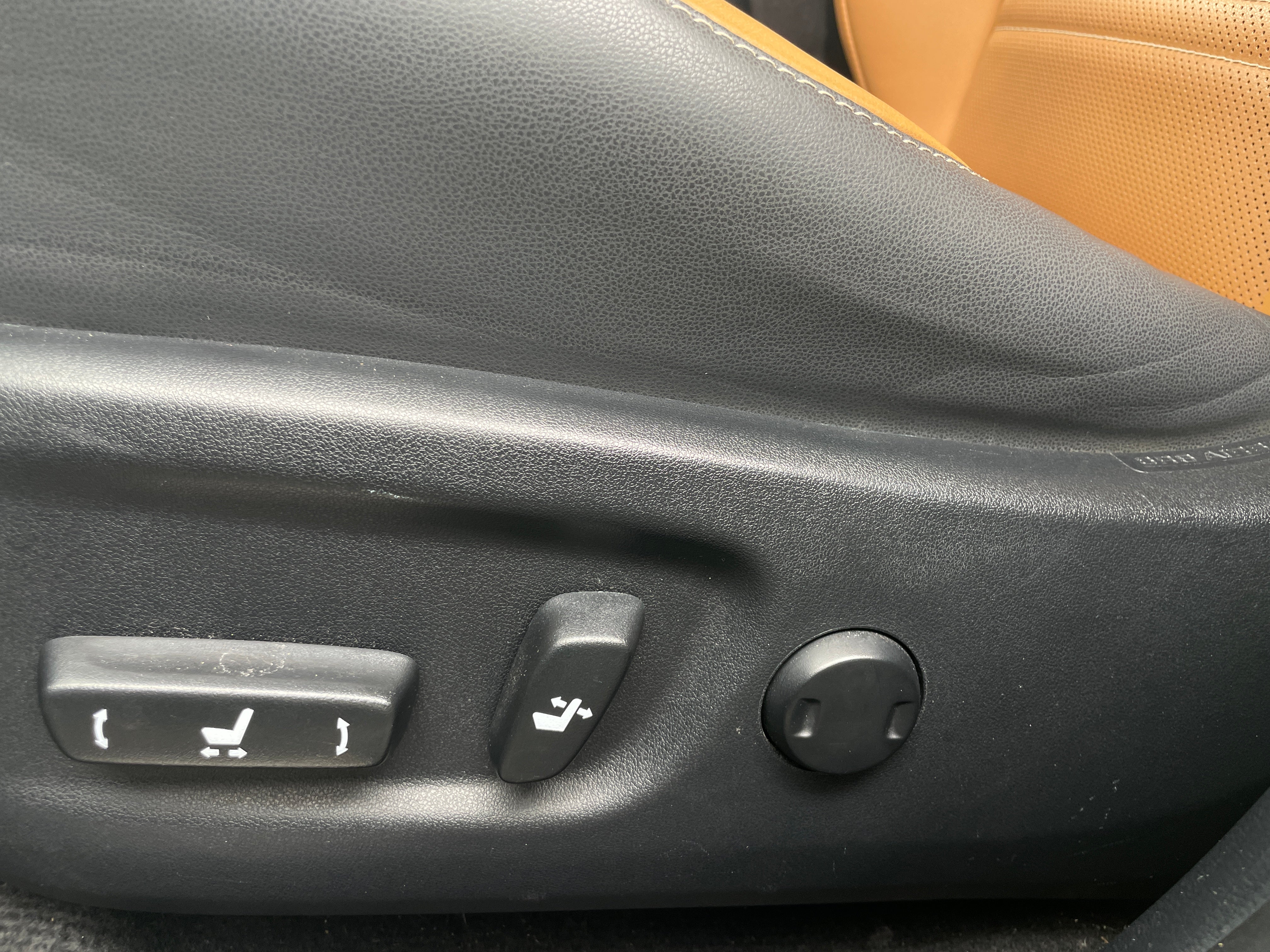 lexus nx hybrid 2020 JTJGJRDZ5L2130404 image lexus nx hybrid 2020 JTJGJRDZ5L2130404 image